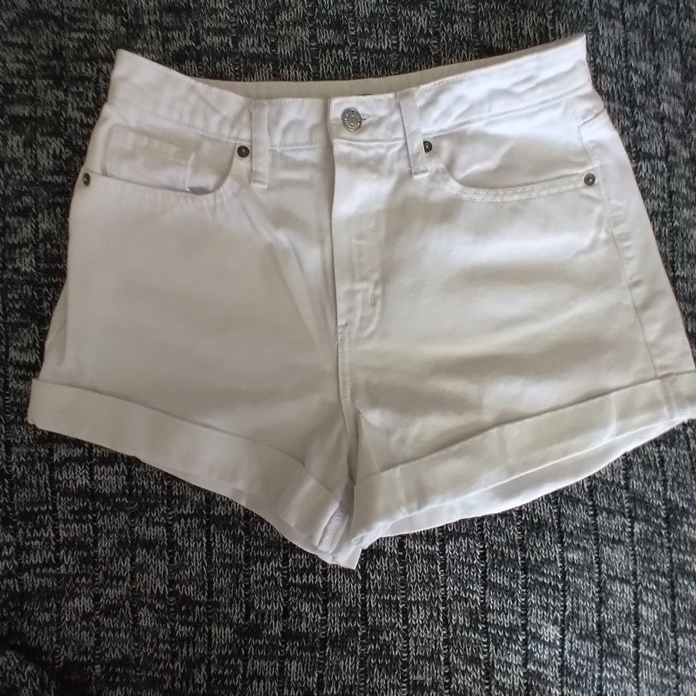 White Denim Shorts Size 6